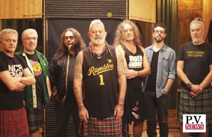 Modena City Ramblers al Mercato dei Fiori di Pescia