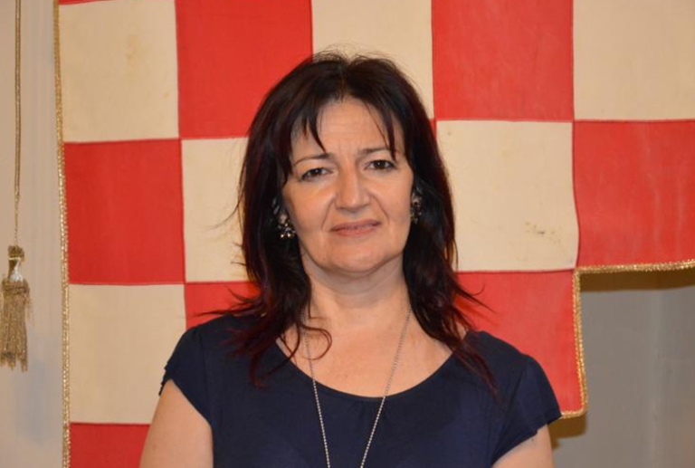 Serravalle Civica contro un assessore: “Comportamenti offensivi sui social”