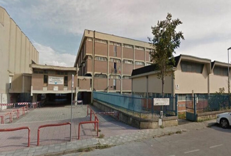 Pistoia, furto all’Istituto Fedi-Fermi, rubati 60 computer