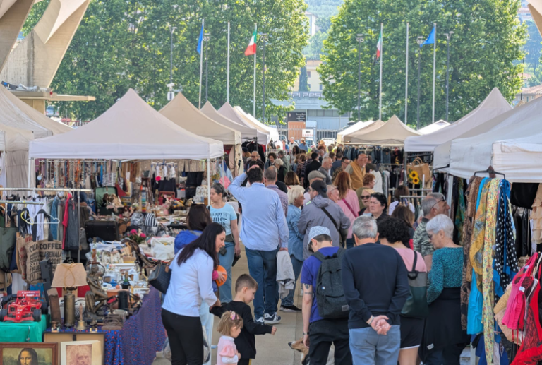 Pescia, torna VintageMania all’ex Mercato dei Fiori