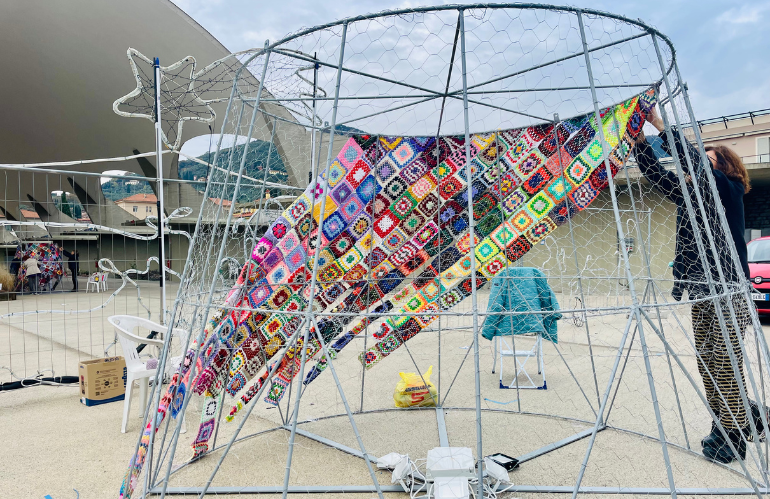 albero natale all'uncinetto