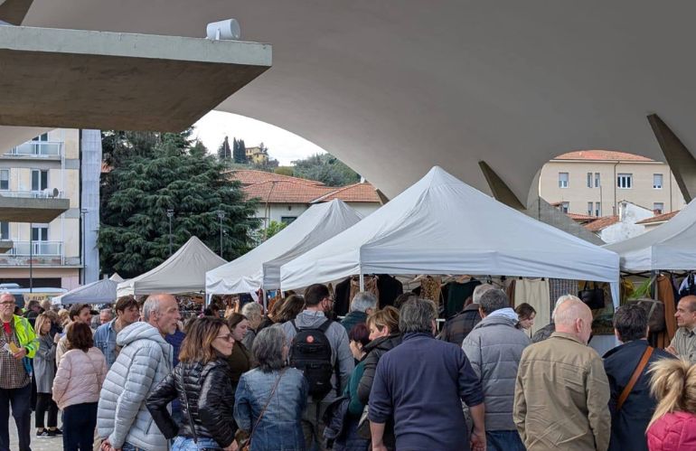 pescia expo domenica 11 maggio vintage