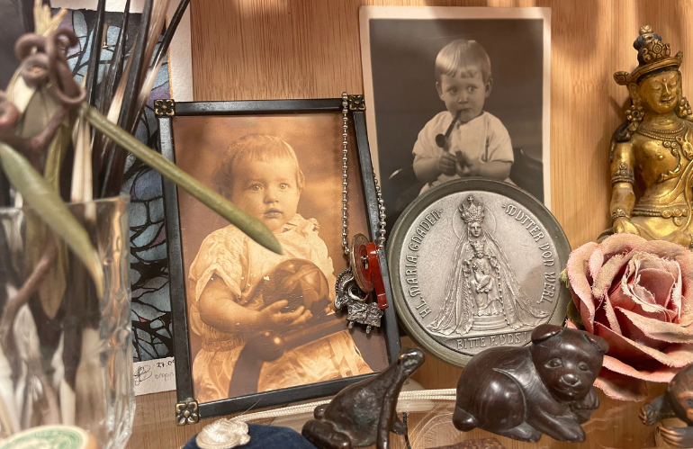 Opera ricamata da Tinna Kravan