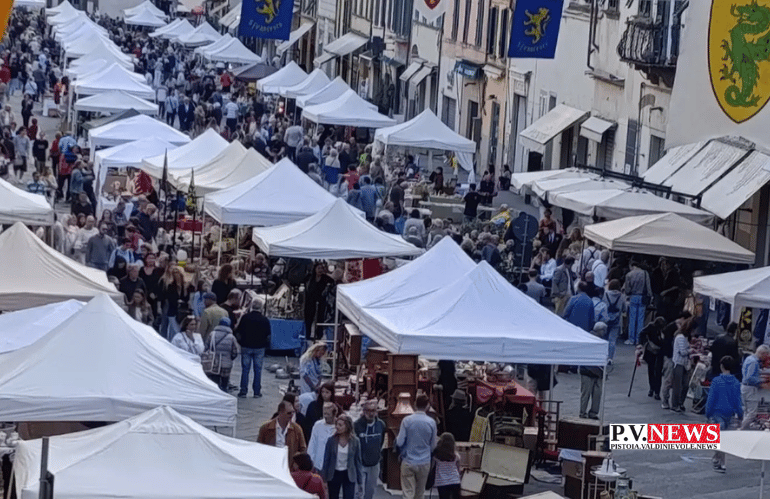 piazza mazzini mercatino