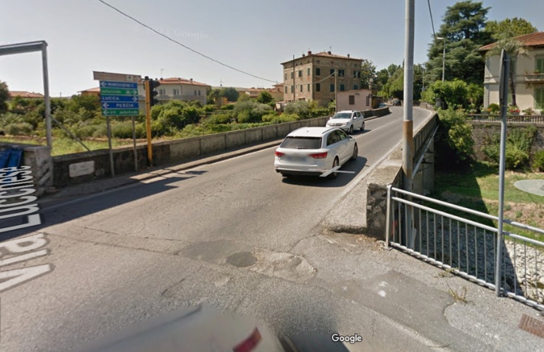 Caos Ponte all'Abate: l'attacco di Pescia Cambia alla giunta