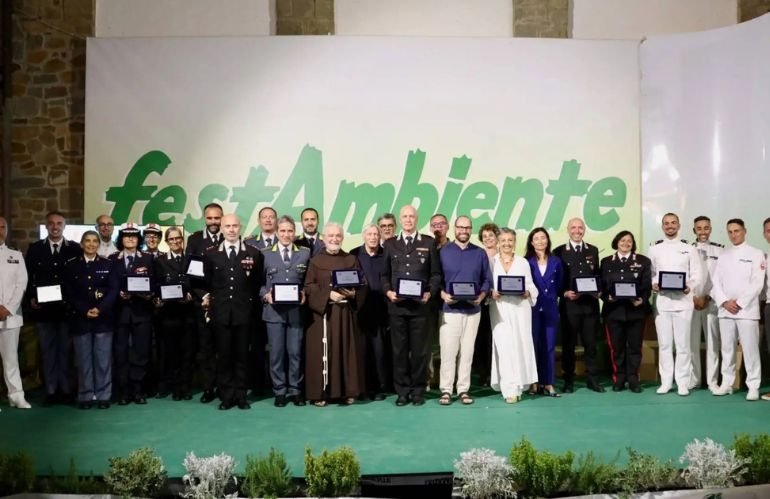 per l'inchiesta alla discarica abusiva a pistoia
