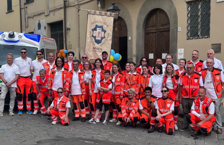 inaugurate 2 nuove ambulanze pescia giugno 25
